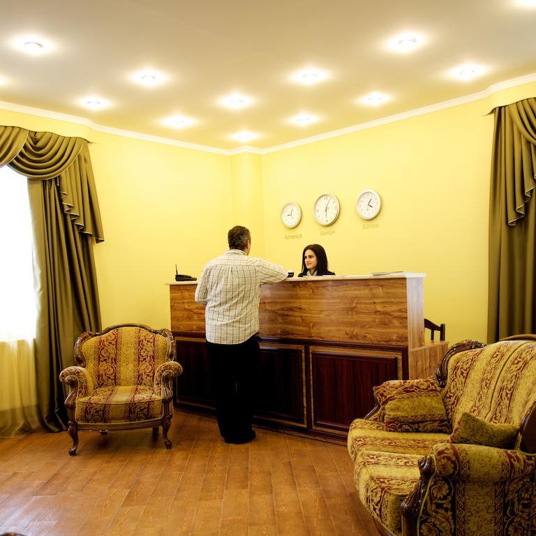 Europa+T Hotel Tbilisi Bagian luar foto