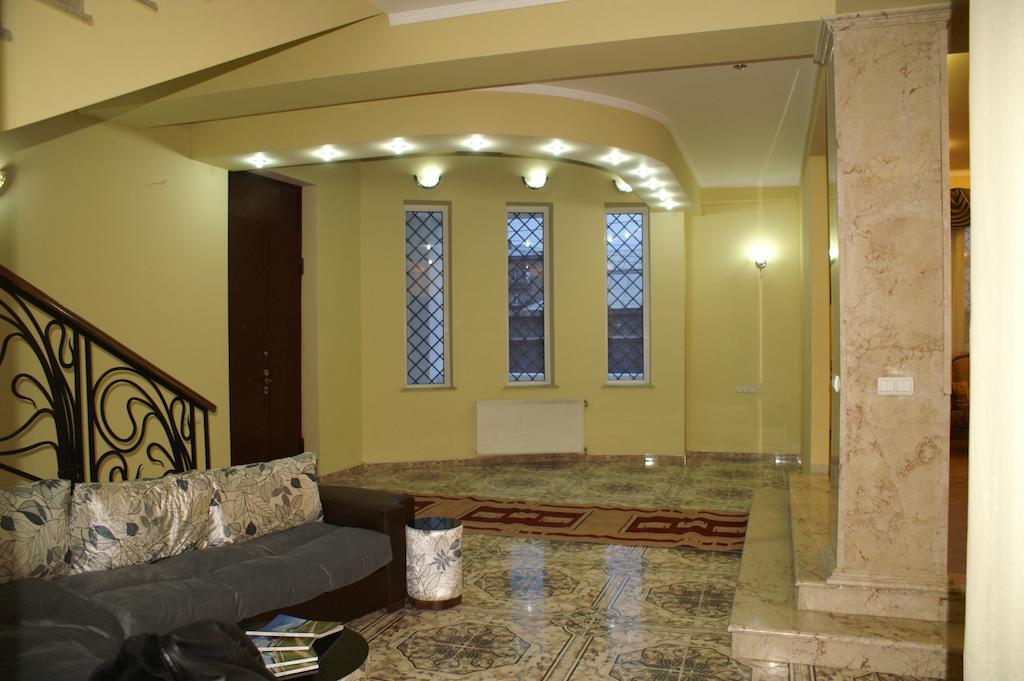 Europa+T Hotel Tbilisi Bagian luar foto