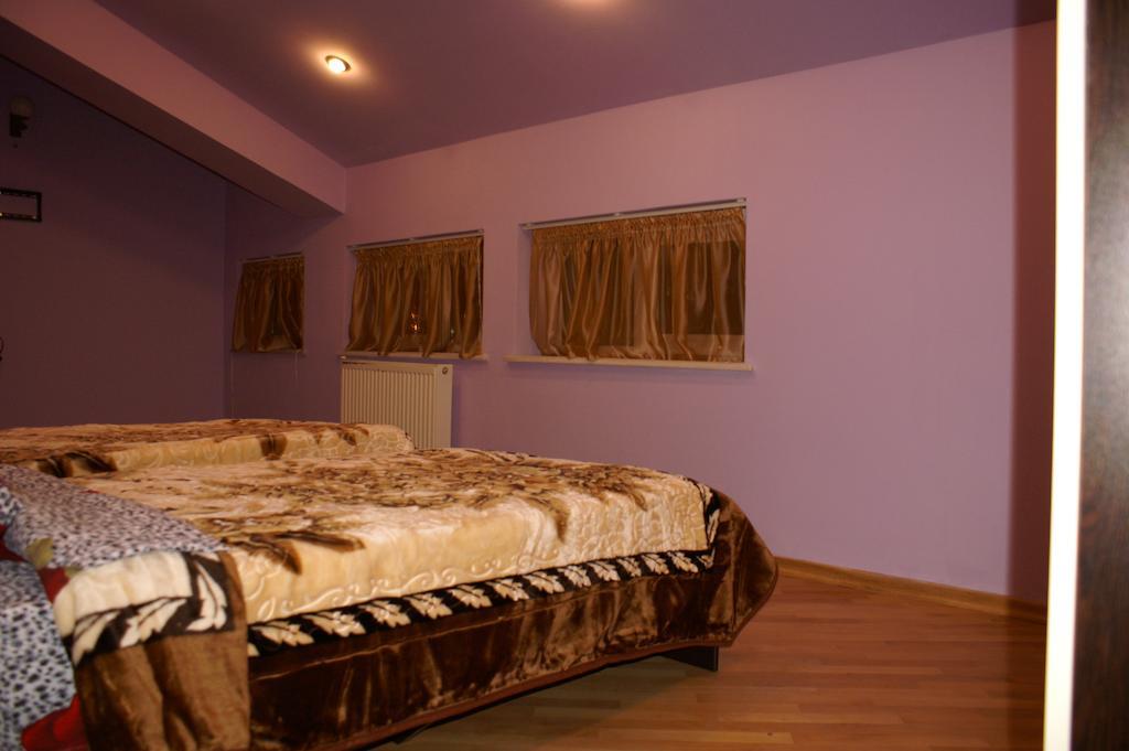 Europa+T Hotel Tbilisi Ruang foto