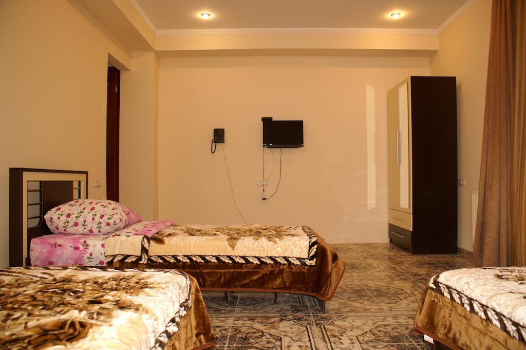 Europa+T Hotel Tbilisi Ruang foto