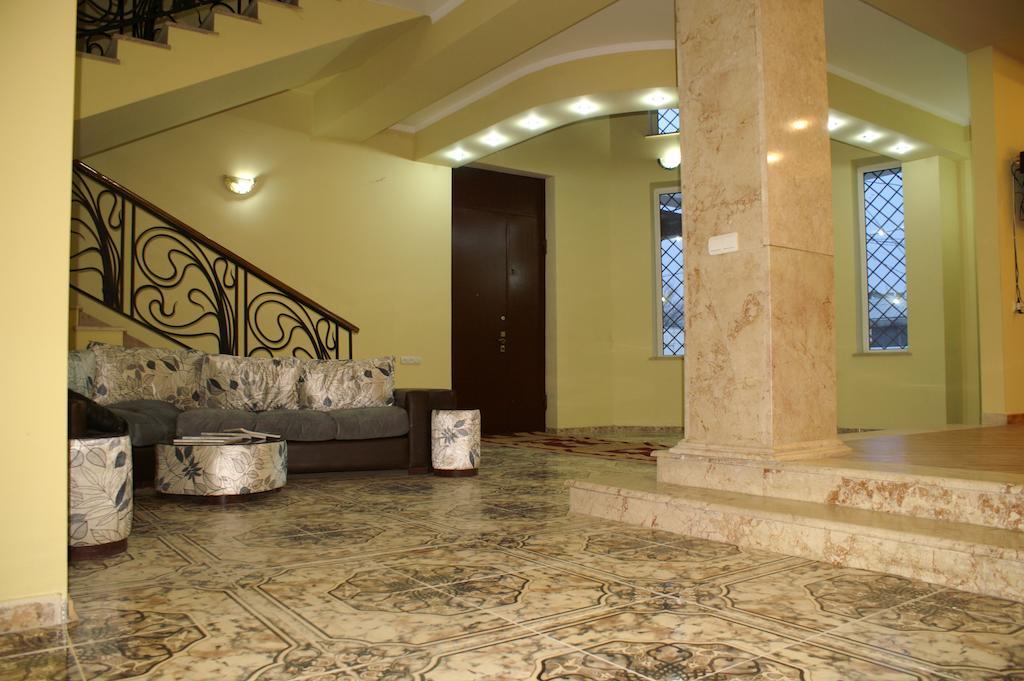 Europa+T Hotel Tbilisi Bagian luar foto